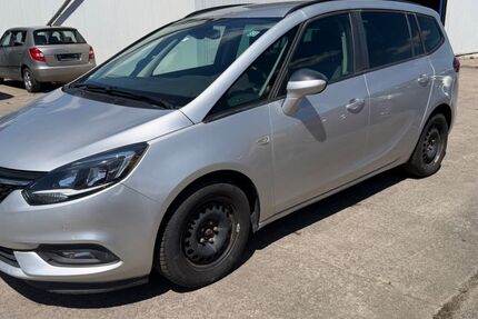 Opel Zafira 144.000 km 8.250 &euro; Maxhütte -Haidhof 93142