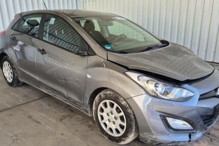 Hyundai i30 155.000 km 1.500 € Berlin 13347