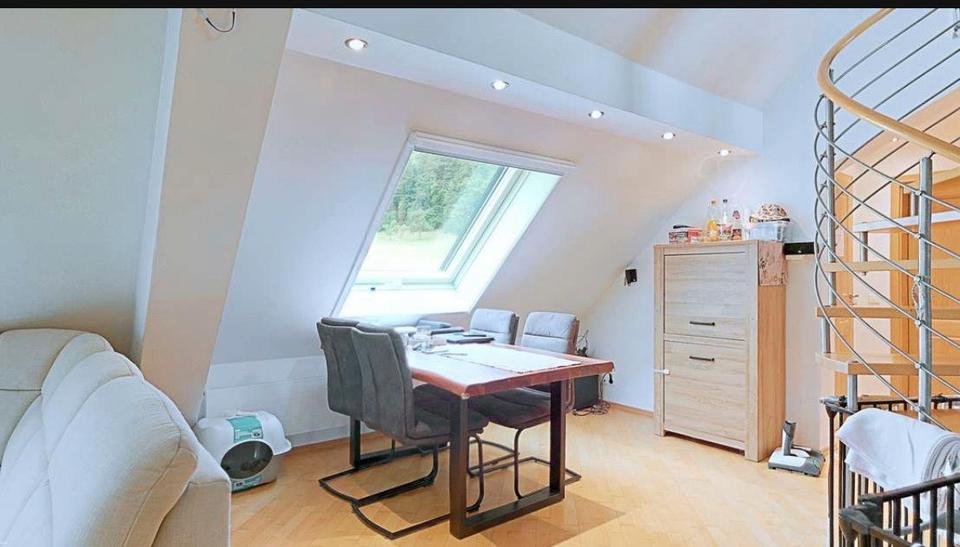 Dachgeschoßwohnung Boxberg - 4 Zimmer, 132 m&sup2;, 170.000&euro; | Angebot:25498030