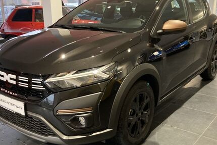 Dacia Sandero 4.500 km 18.990 &euro; Neustadt 01844