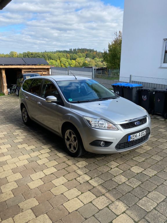 Ford Focus 191.211 km 3.900 € Schlat 73114