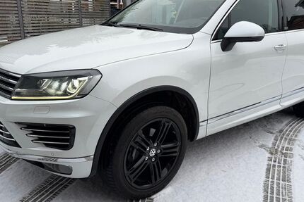 VW Touareg 172.000 km 20.999 &euro; Serba 07616