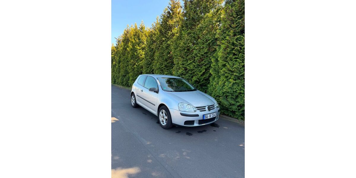 VW Golf 208.000 km 2.800 &euro; Sankt Augustin 53757