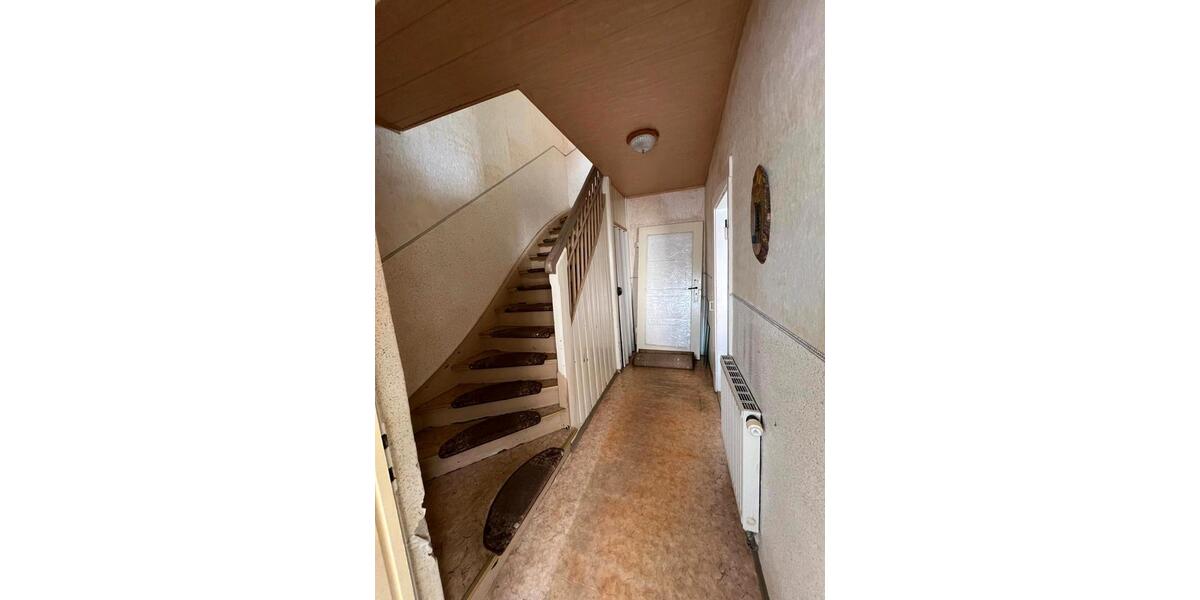 Reihenhaus Grünhainichen - 3 Zimmer, 62 m&sup2;, 67.500&euro; | Angebot:27142800