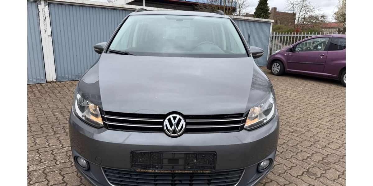VW Touran 211.000 km 8.690 &euro; Saarlouis 66740