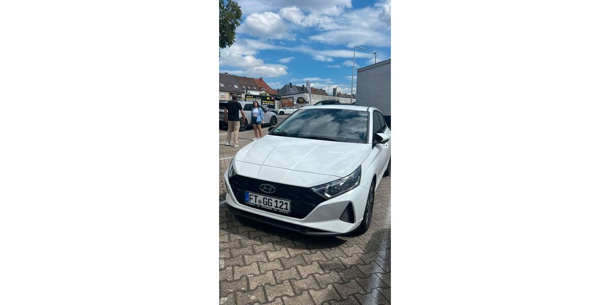 Hyundai i20 101.690 km 11.490 &euro; Bobenheim-Roxheim 67240