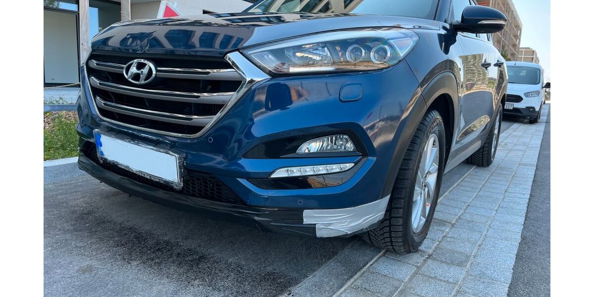 Hyundai TUCSON 131.720 km 13.700 € München 80935