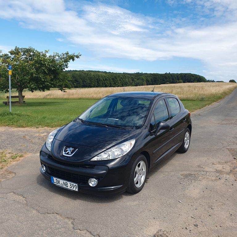 Peugeot 207 104.392 km 3.995 € Weilburg 35781