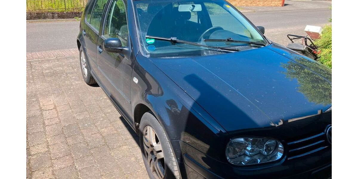 VW Golf 188.000 km 1.199 &euro; Reich 55471