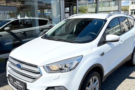 Ford Kuga 81.700 km 14.490 &euro; Geisenheim 65366