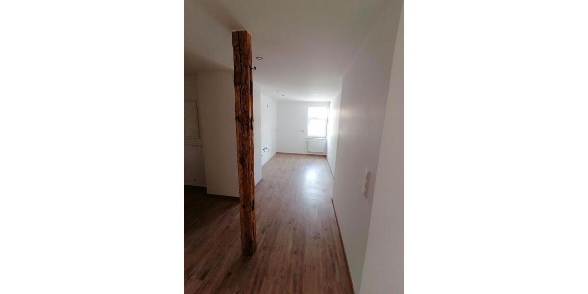 Dachgeschoßwohnung Sonneberg - 2 Zimmer, 62 m&sup2;, 590&euro; | Angebot:26478780
