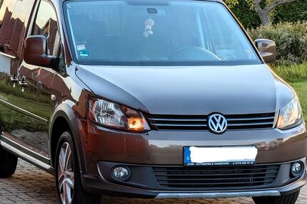 VW Caddy 206.000 km 8.250 &euro; Königslutter am Elm 38154