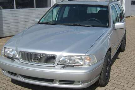 Volvo V70 239.014 km 4.900 € Kirchlengern 32278