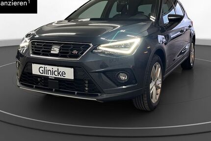 Seat Arona 28.890 km 17.580 &euro; Minden 32427