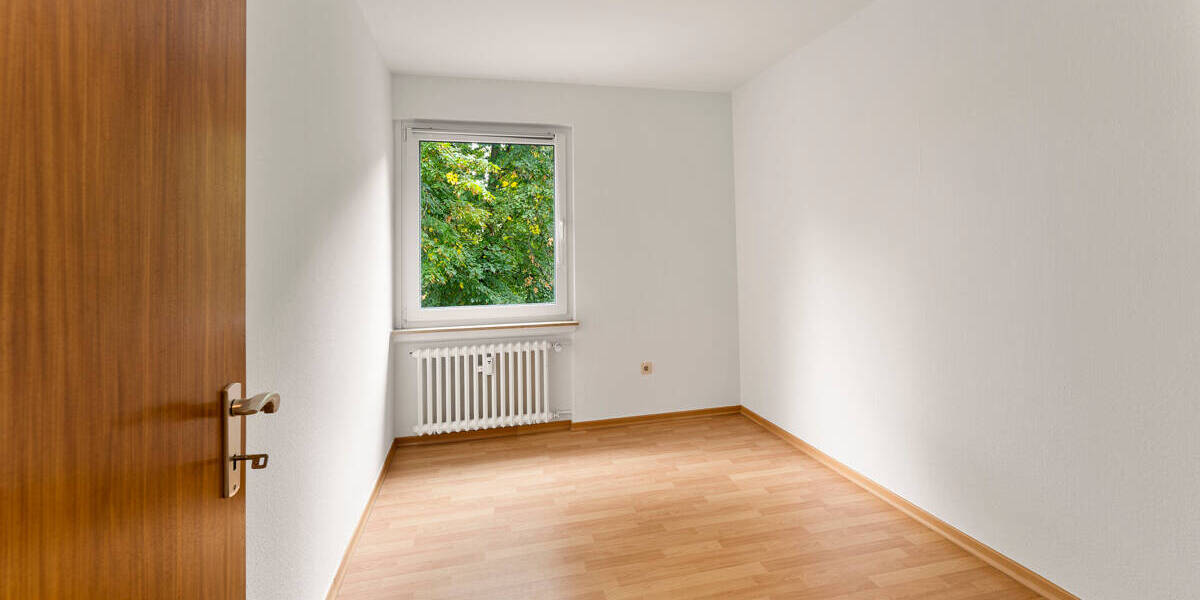 Etagenwohnung Emden Stadtzentrum - 5 Zimmer, 101 m&sup2;, 154.000&euro; | Angebot:25815950