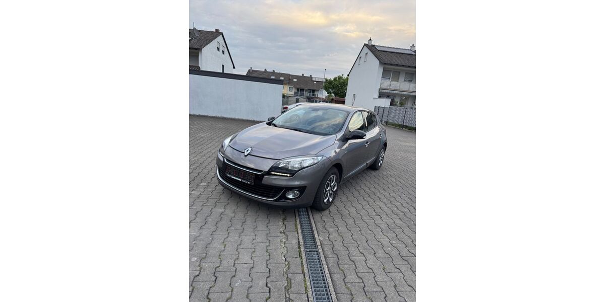 Renault Megane 89.900 km 9.990 &euro; Leipheim 89340