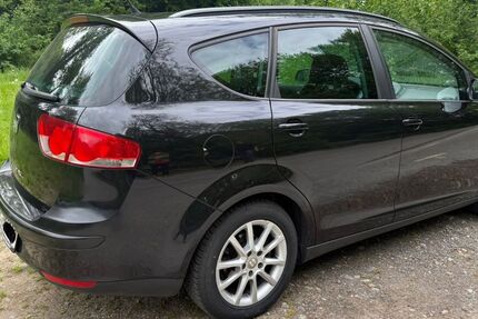 Seat Altea 220.000 km 3.000 &euro; Solingen 42659