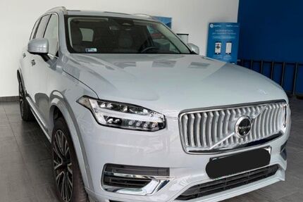 Volvo XC90 8.315 km 61.900 &euro; Grünwald 82031