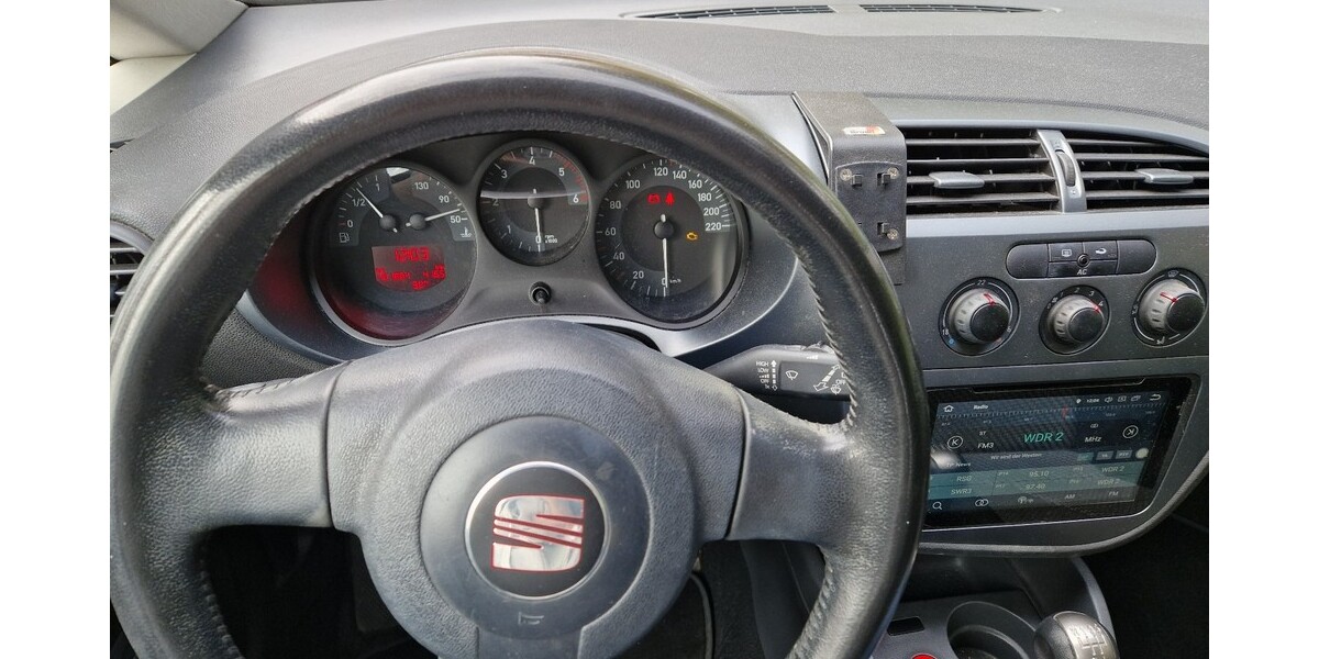 Seat Leon 402.000 km 2.000 € Wuppertal 42275