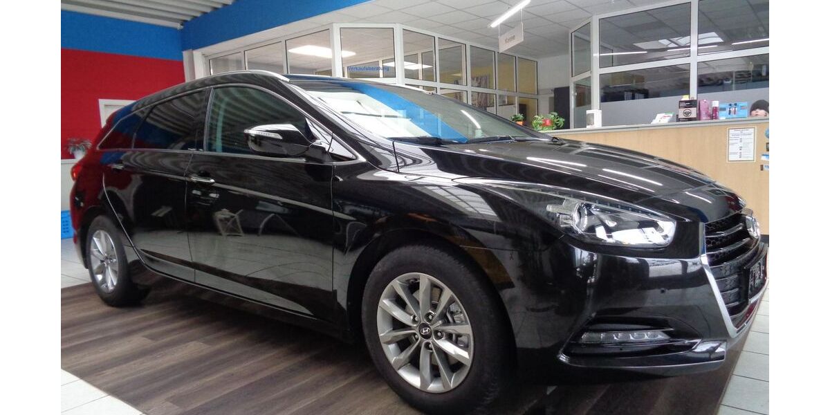 Hyundai i40 69.034 km 13.490 &euro; Malchow 17213