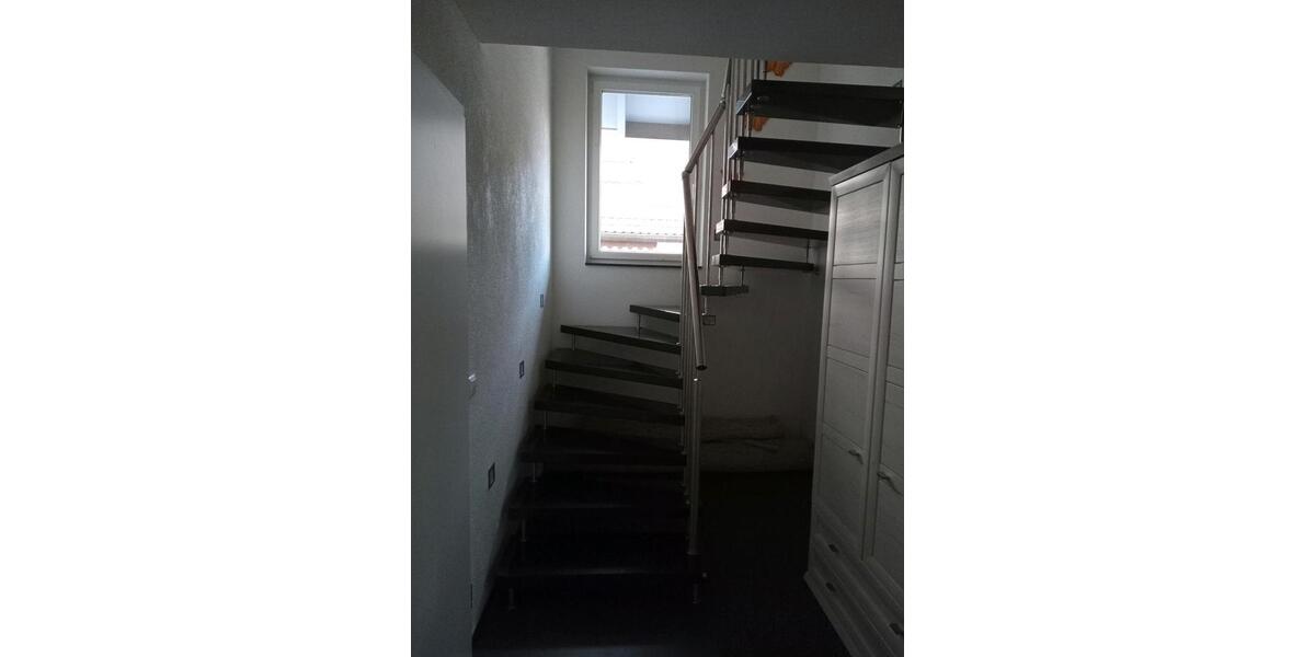 Maisonettenwohnung Waiblingen - 7 Zimmer, 170 m&sup2;, 2.490&euro; | Angebot:26310142