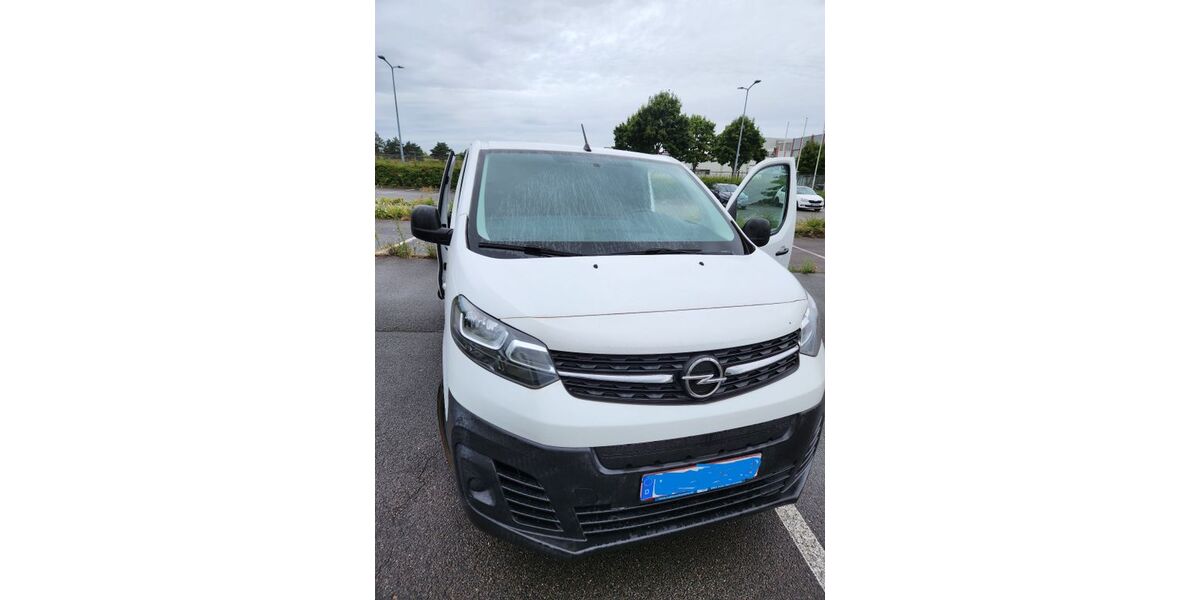 Opel Vivaro 29.000 km 18.000 &euro; Nürnberg 90455