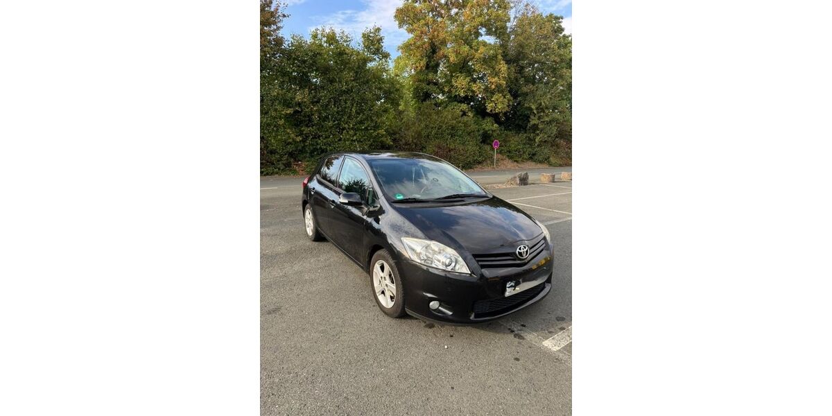 Toyota Auris 108.315 km 6.600 &euro; Mülheim an der Ruhr 45475