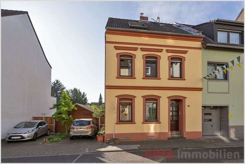 Haus zum Kaufen in Köln 598.000 € 182 m²