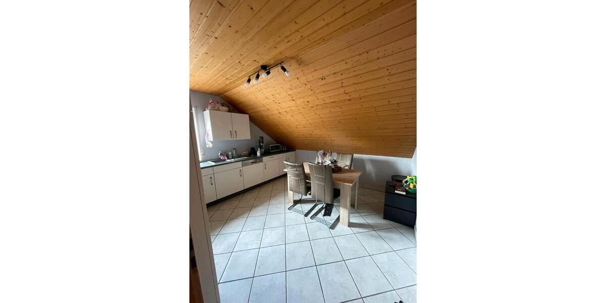 Dachgeschoßwohnung Bad Kreuznach Bad Münster am Stein-Ebernburg - 3 Zimmer, 96 m&sup2;, 970&euro; | Angebot:26566091
