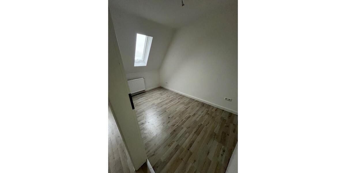 Dachgeschoßwohnung Uelzen - 2 Zimmer, 41 m&sup2;, 440&euro; | Angebot:24950150