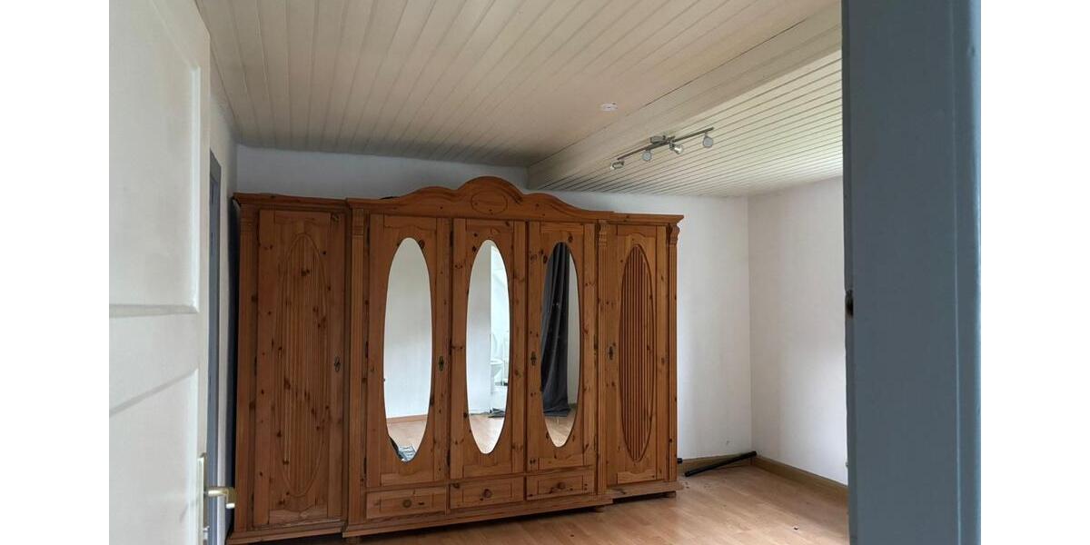Doppelhaushälfte Saarbrücken Dudweiler - 4 Zimmer, 96 m&sup2;, 179.000&euro; | Angebot:26918970