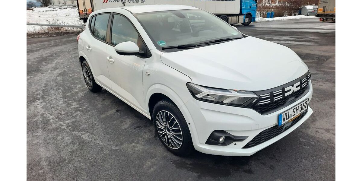 Dacia Sandero 69.000 km 12.200 &euro; Würzburg 97084