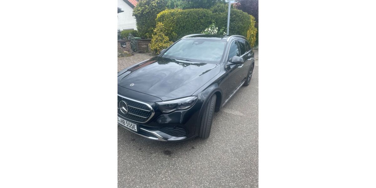 Mercedes-Benz E 300 18.900 km 58.700 &euro; Weissach 71287