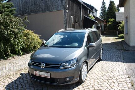 VW Touran 87.200 km 16.980 € Hohenstein Ernstthal 09337