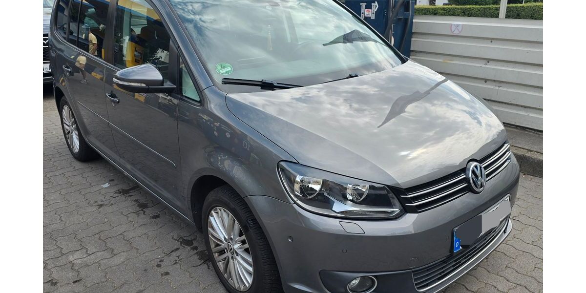 VW Touran 198.000 km 7.900 &euro; Hamburg 22113