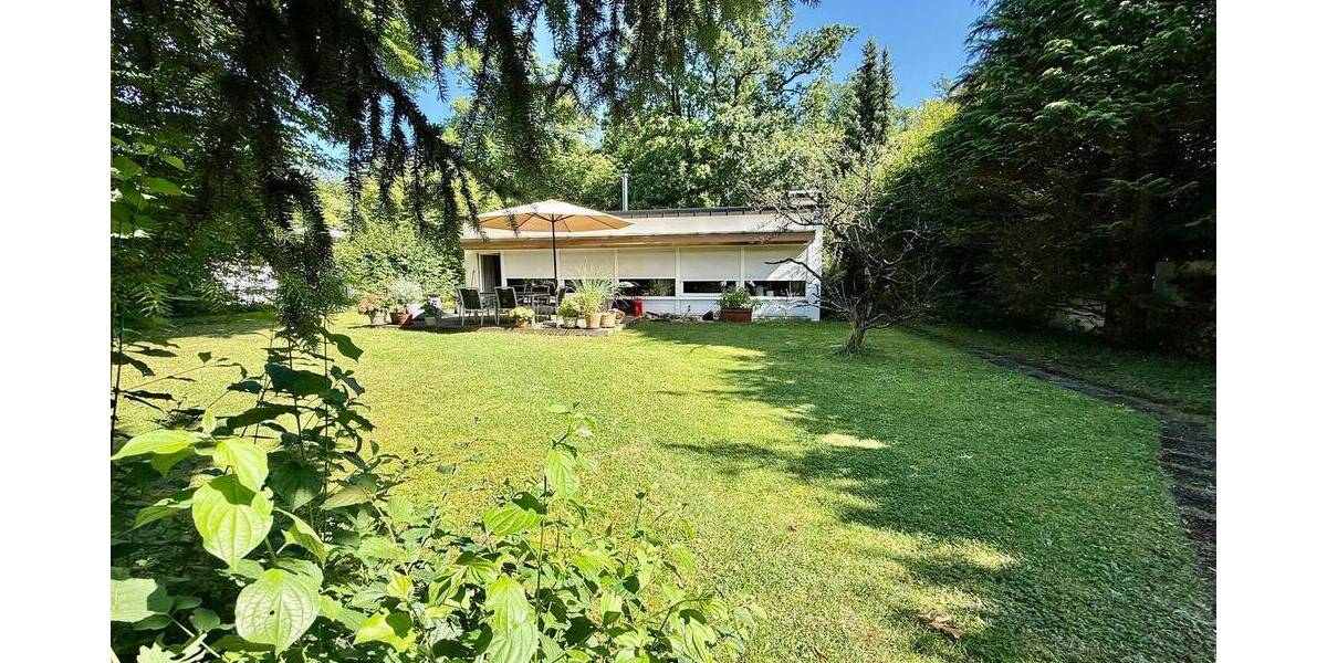 Bungalow mit großem Grundstück und Entwicklungspotenzial in ruhiger Wohnlage von Krailling 5 zimmer