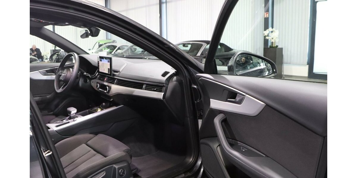 Audi A4 Avant 40 TFSI ADVANCED / LED / PANORAMA 55.000 km 27.555 &euro; Hamm 59077