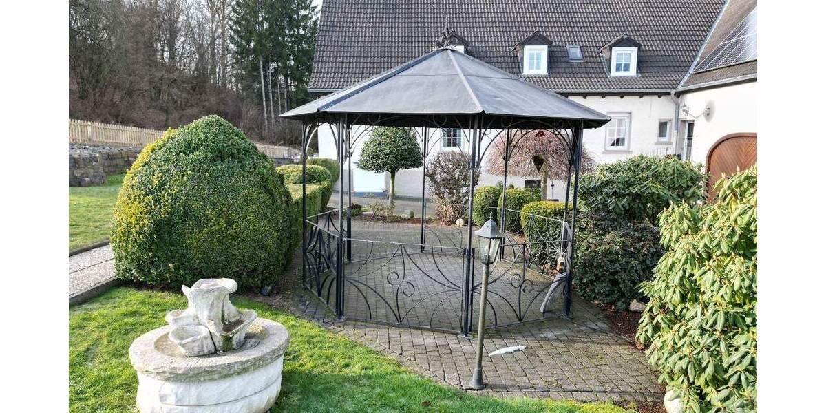Bauernhaus, Landhaus Olpe Rhonard - 1 Zimmer, 390 m&sup2;, 1.280.000&euro; | Angebot:25666276