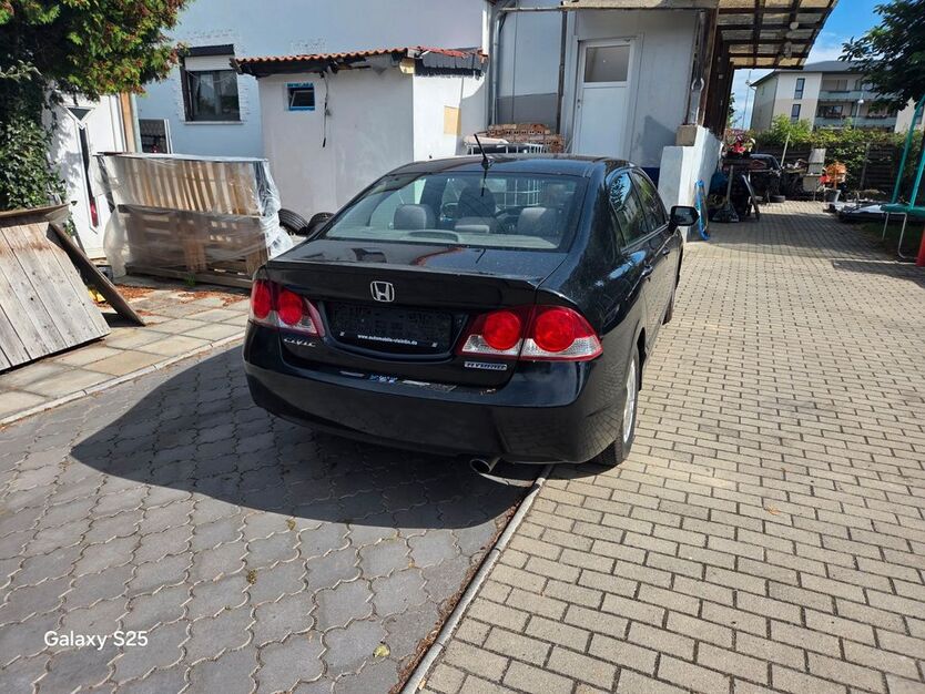 Honda Civic 140.200 km 4.300 € Wolmirstedt 39326