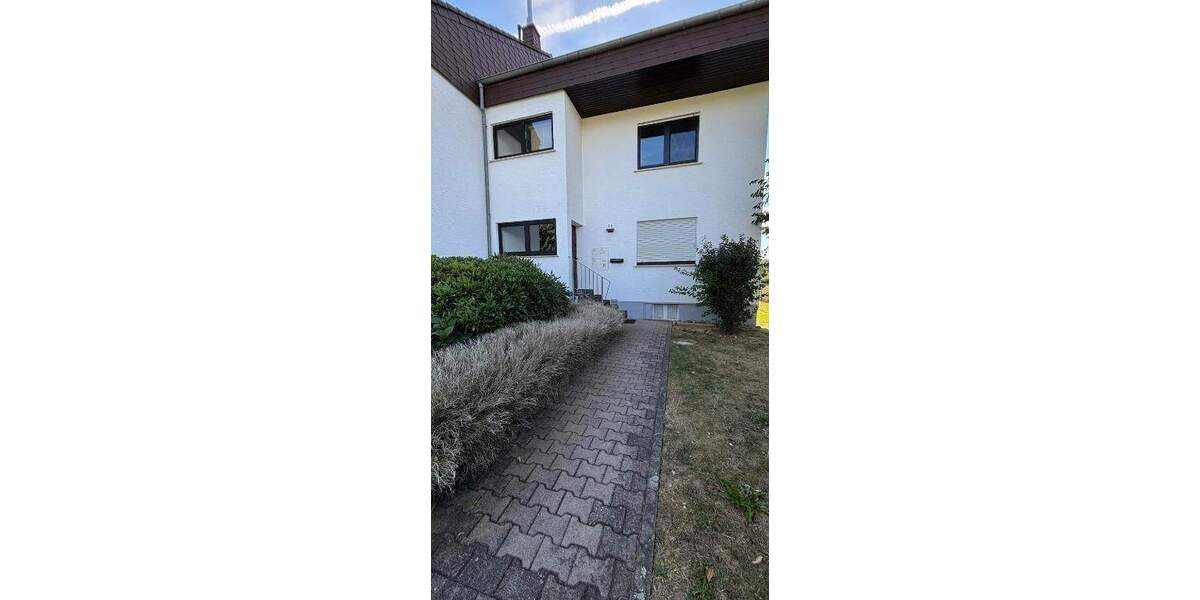 Etagenwohnung Bad Camberg - 4 Zimmer, 120 m&sup2;, 399.000&euro; | Angebot:25776025