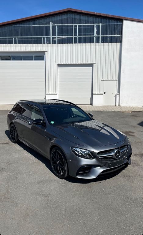 Mercedes-Benz E 63 AMG 110.000 km 52.999 € Burgwald 35099