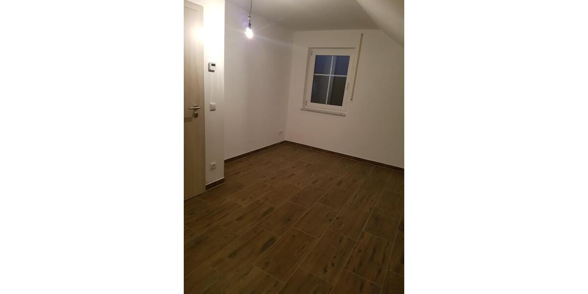 Dreifamilienhaus: Rechtes Haus mit je 125m² Wohnfläche und Garten 6 zimmer