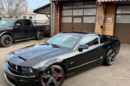 Ford Mustang 84.900 km 17.900 &euro; Isernhagen 30916