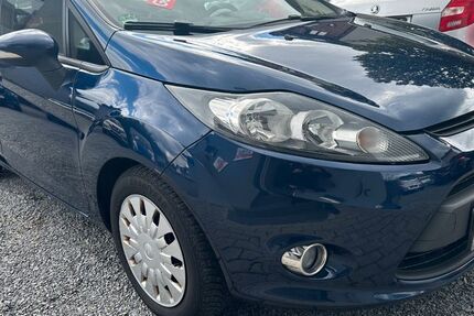 Ford Fiesta 234.984 km 3.250 € Aachen 52080