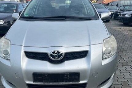 Toyota Auris 205.000 km 2.599 € Bickenbach 64404