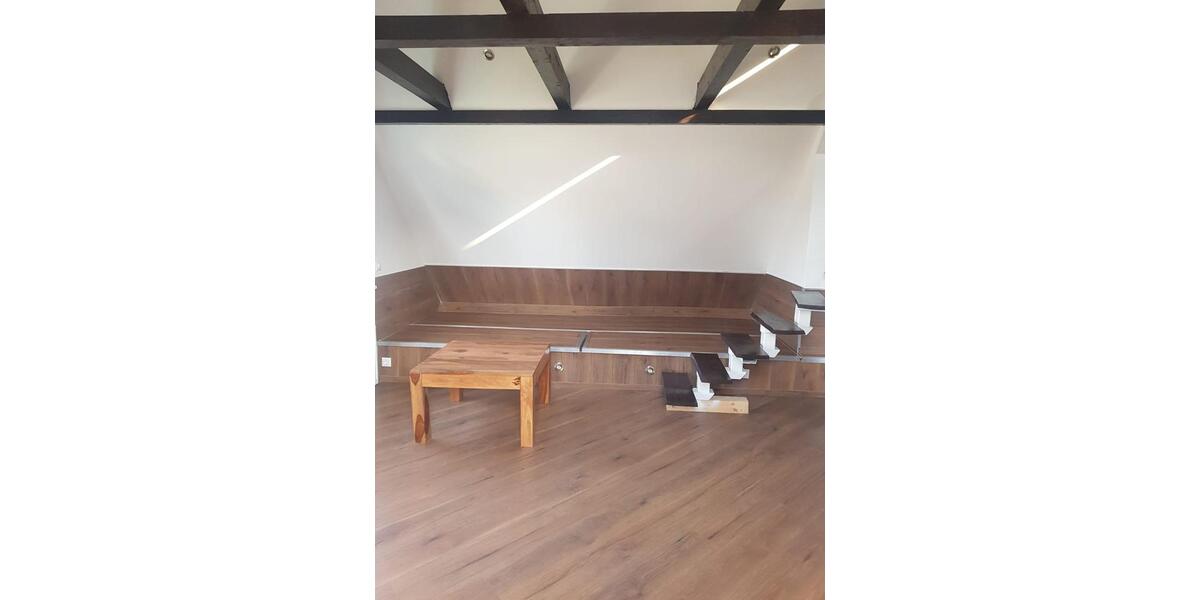 Dachgeschoßwohnung Remscheid Lüttringhausen - 2 Zimmer, 35 m&sup2;, 400&euro; | Angebot:24878534