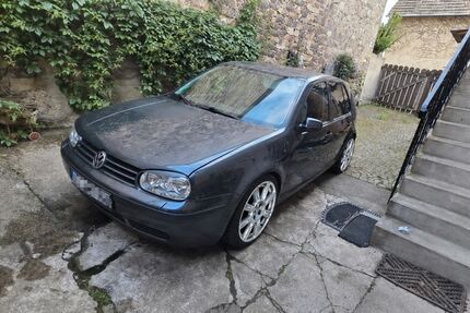 VW Golf 301.000 km 1.000 &euro; Alzey 55232