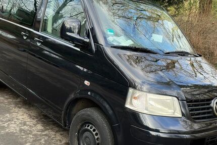 VW T5 Transporter 200.000 km 8.500 &euro; Bonn 53119
