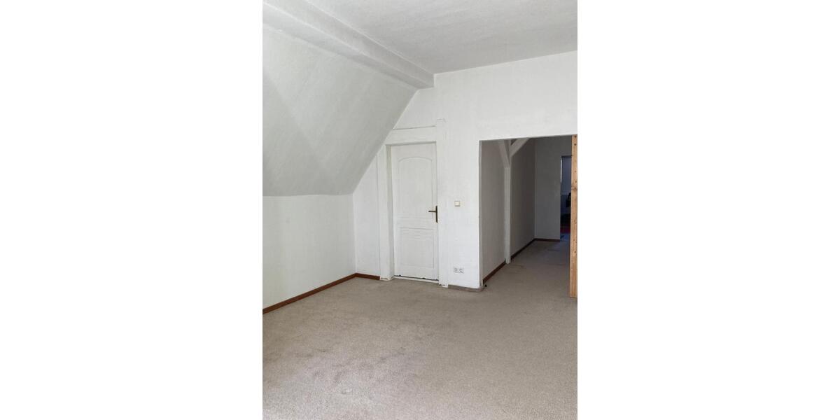 Etagenwohnung Haselbachtal - 2 Zimmer, 70 m&sup2;, 490&euro; | Angebot:26089876