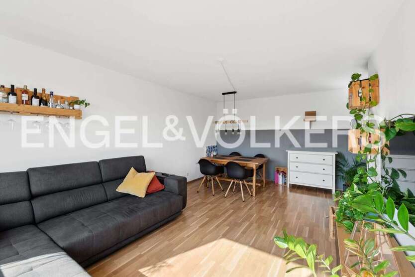 Wohnung zum Kaufen in Frankfurt am Main 180.000 € 58 m²